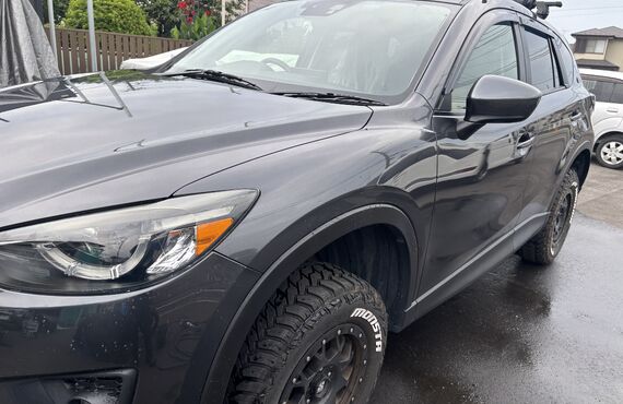 CX-5のドア鈑金交換！中古でリーズナブルに修理