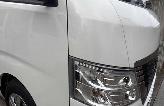 キャラバンにアルパインナビ取付
